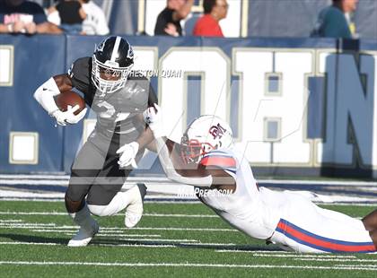 Thumbnail 2 in DeMatha @ St. John Bosco photogallery.