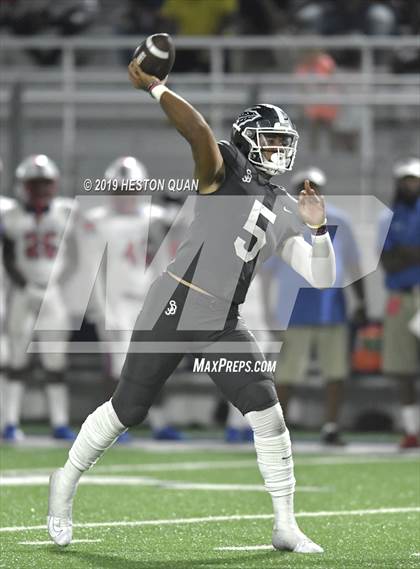 Thumbnail 3 in DeMatha @ St. John Bosco photogallery.