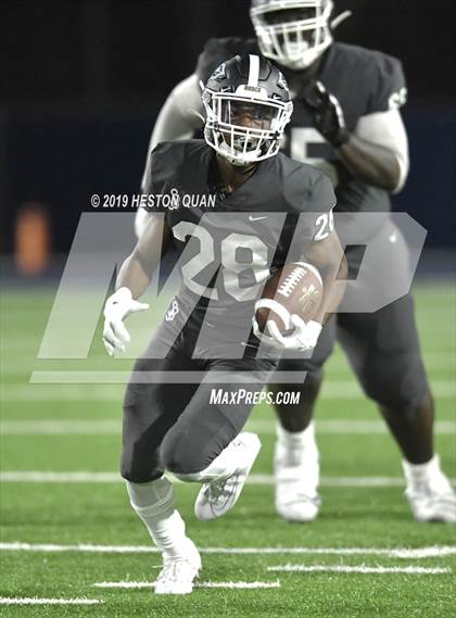 Thumbnail 2 in DeMatha @ St. John Bosco photogallery.