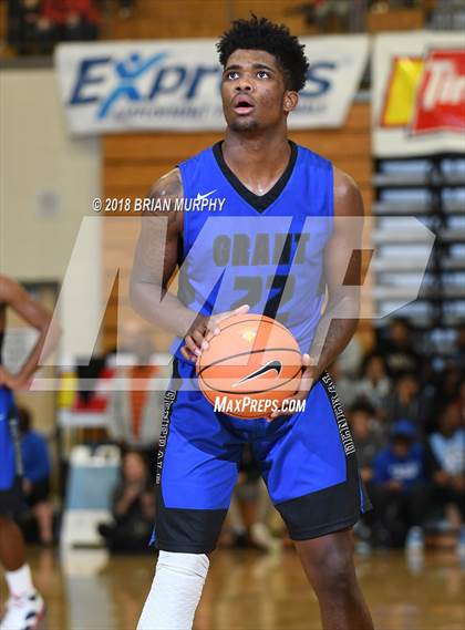 Thumbnail 2 in Crespi vs Grant (Les Schwab Invitational) photogallery.