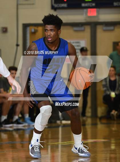 Thumbnail 2 in Crespi vs Grant (Les Schwab Invitational) photogallery.
