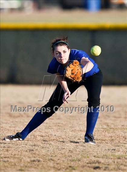 Thumbnail 3 in Emery-Weiner vs Bay Area Christian photogallery.
