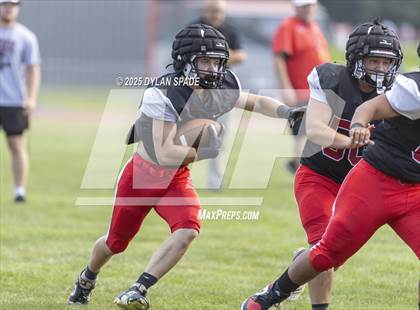 Thumbnail 3 in PikeView vs Montcalm Scrimmage photogallery.