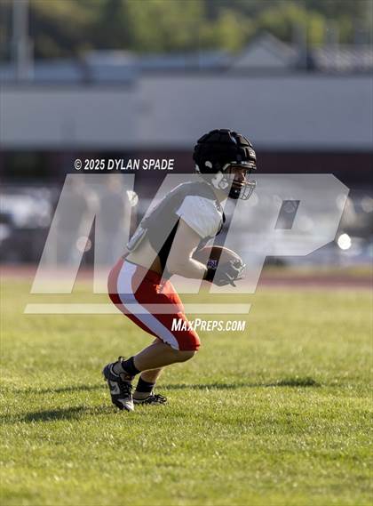 Thumbnail 2 in PikeView vs Montcalm Scrimmage photogallery.