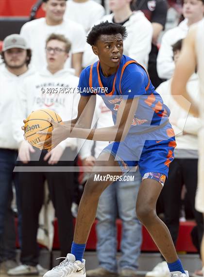 Thumbnail 3 in East St. Louis vs Highland (IHSA Class 3A Championship) photogallery.