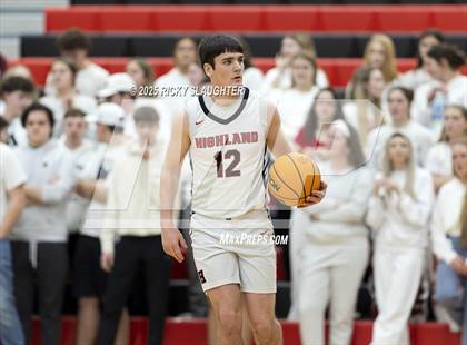 Thumbnail 3 in East St. Louis vs Highland (IHSA Class 3A Championship) photogallery.