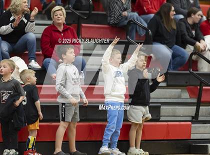 Thumbnail 3 in East St. Louis vs Highland (IHSA Class 3A Championship) photogallery.