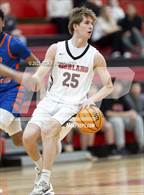 Photo from the gallery "East St. Louis vs Highland (IHSA Class 3A Championship)"