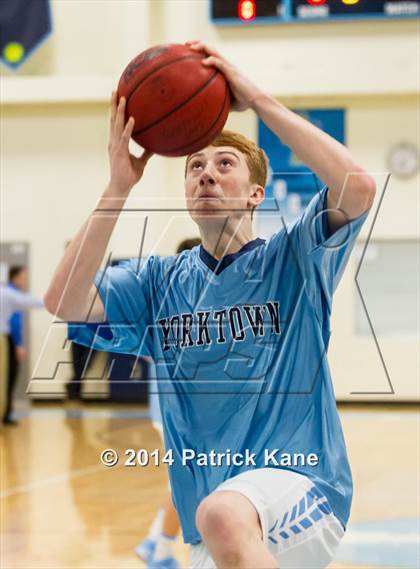 Thumbnail 1 in Wakefield @ Yorktown photogallery.