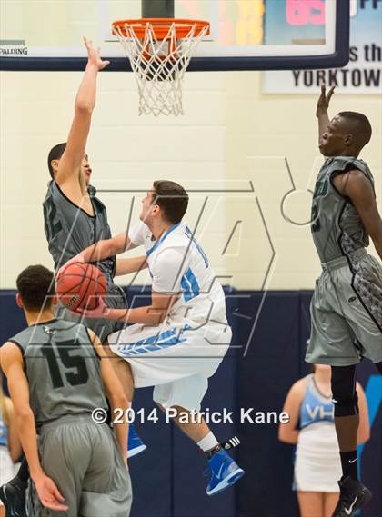 Thumbnail 1 in Wakefield @ Yorktown photogallery.