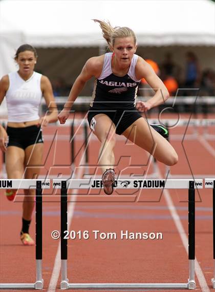 Thumbnail 2 in CHSAA Track and Field Championships photogallery.