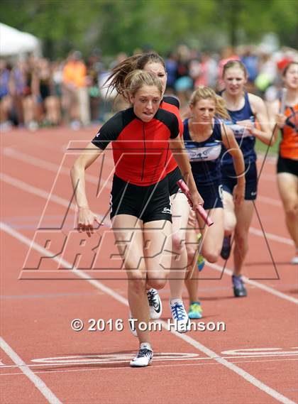 Thumbnail 2 in CHSAA Track and Field Championships photogallery.