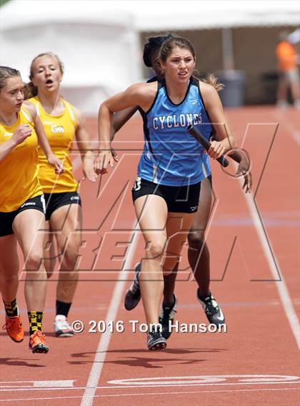 Thumbnail 3 in CHSAA Track and Field Championships photogallery.