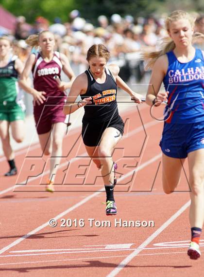 Thumbnail 2 in CHSAA Track and Field Championships photogallery.