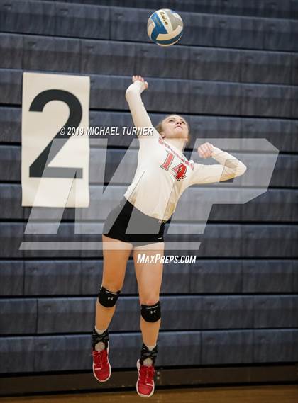 Thumbnail 1 in Gooding vs Timberlake (3A state tournament) photogallery.