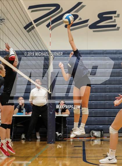 Thumbnail 3 in Gooding vs Timberlake (3A state tournament) photogallery.