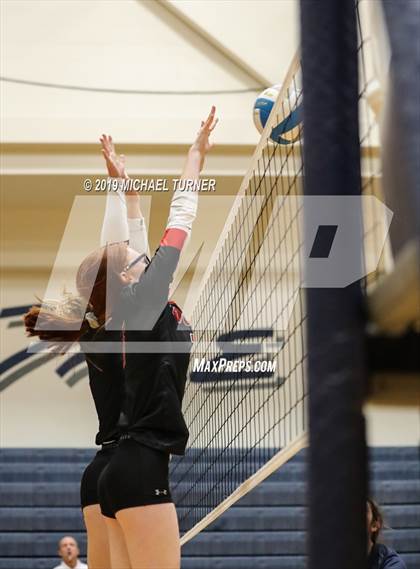 Thumbnail 2 in Gooding vs Timberlake (3A state tournament) photogallery.