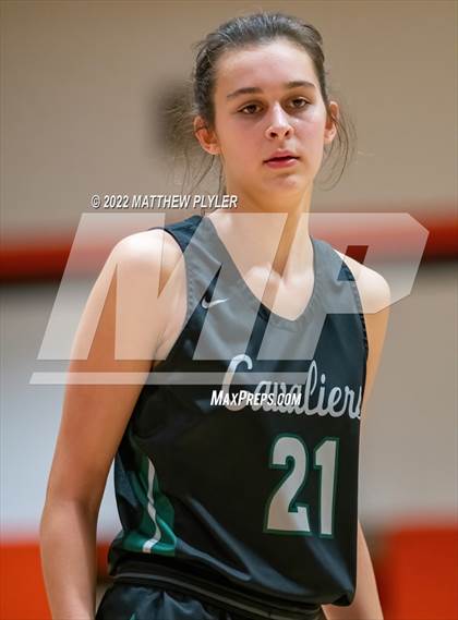 Thumbnail 2 in Durham Academy vs. Jack Britt (Cumberland County Holiday Classic) photogallery.