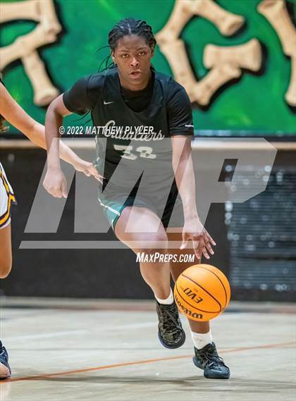 Thumbnail 1 in Durham Academy vs. Jack Britt (Cumberland County Holiday Classic) photogallery.