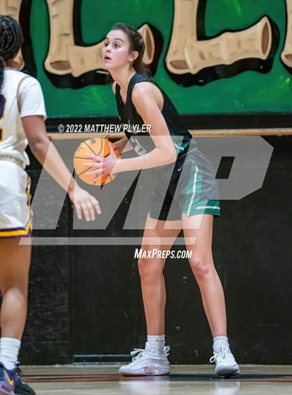 Thumbnail 1 in Durham Academy vs. Jack Britt (Cumberland County Holiday Classic) photogallery.