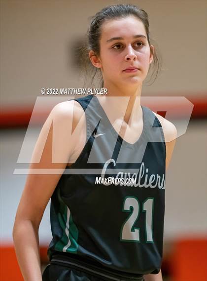 Thumbnail 3 in Durham Academy vs. Jack Britt (Cumberland County Holiday Classic) photogallery.