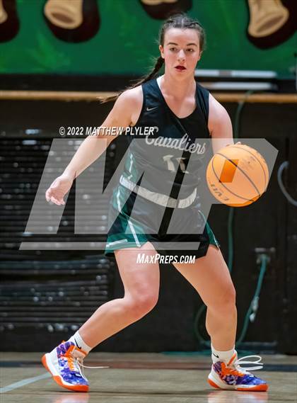 Thumbnail 3 in Durham Academy vs. Jack Britt (Cumberland County Holiday Classic) photogallery.