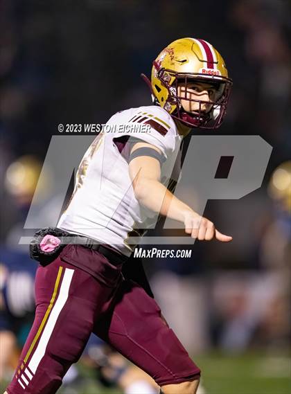 Thumbnail 3 in Point Loma vs Del Norte (CIF SDS Division 2 Semifinal) photogallery.