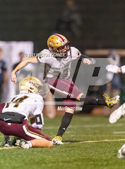 Thumbnail 3 in Point Loma vs Del Norte (CIF SDS Division 2 Semifinal) photogallery.