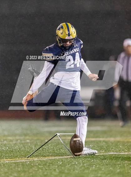 Thumbnail 2 in Point Loma vs Del Norte (CIF SDS Division 2 Semifinal) photogallery.