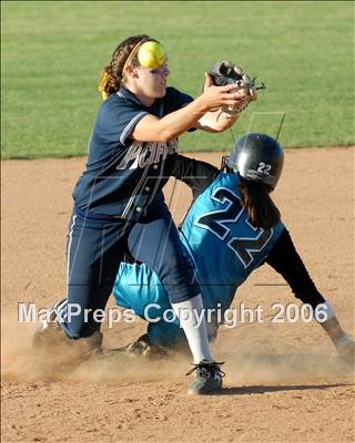 Thumbnail 1 in Santiago vs. Pacifica (D1 Section Final) photogallery.