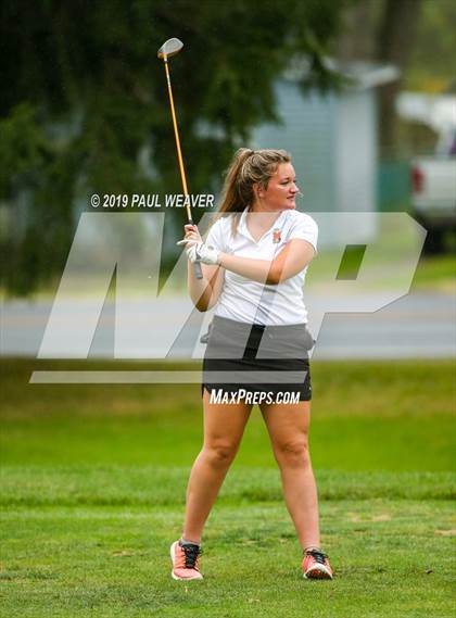Thumbnail 2 in Mifflinburg vs. Milton photogallery.