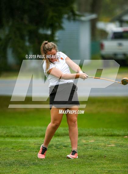 Thumbnail 3 in Mifflinburg vs. Milton photogallery.