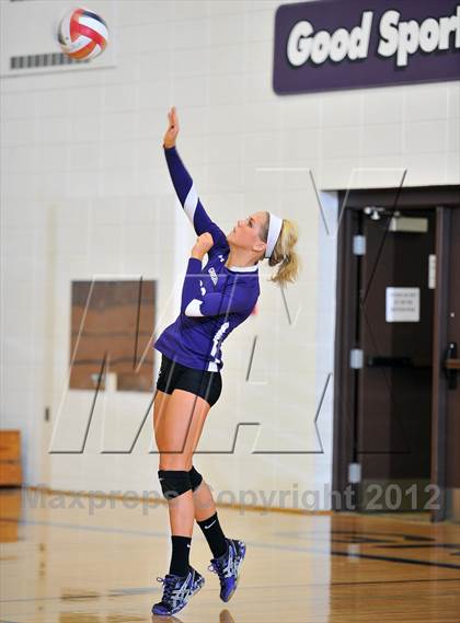 Thumbnail 1 in Unity @ Grantsburg (WIAA D3 Regionals)  photogallery.