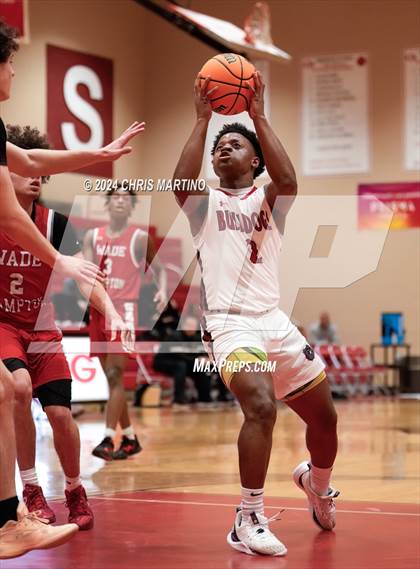 Thumbnail 2 in Wade Hampton vs Boiling Springs (Poinsettia Classic) photogallery.