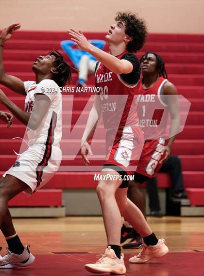 Thumbnail 2 in Wade Hampton vs Boiling Springs (Poinsettia Classic) photogallery.