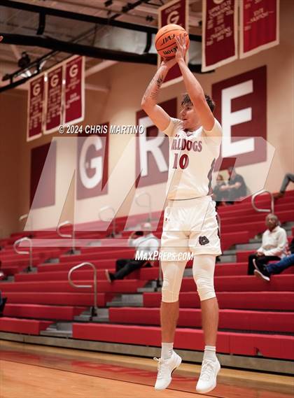 Thumbnail 2 in Wade Hampton vs Boiling Springs (Poinsettia Classic) photogallery.