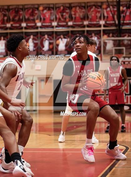 Thumbnail 1 in Wade Hampton vs Boiling Springs (Poinsettia Classic) photogallery.