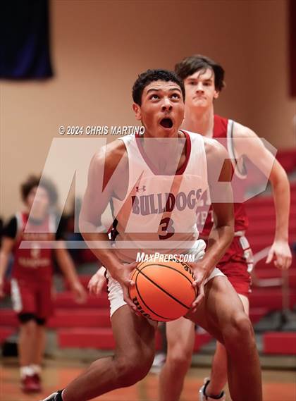Thumbnail 3 in Wade Hampton vs Boiling Springs (Poinsettia Classic) photogallery.