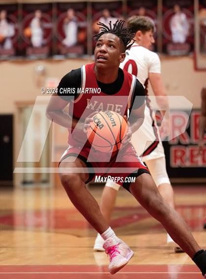 Thumbnail 3 in Wade Hampton vs Boiling Springs (Poinsettia Classic) photogallery.