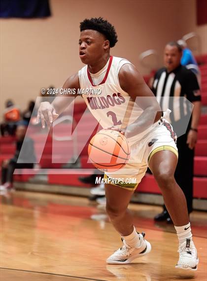 Thumbnail 1 in Wade Hampton vs Boiling Springs (Poinsettia Classic) photogallery.