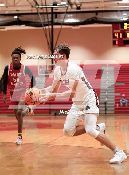 Thumbnail 2 in Wade Hampton vs Boiling Springs (Poinsettia Classic) photogallery.