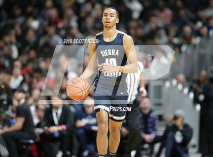 Thumbnail 3 in Sierra Canyon vs. St. Vincent-St. Mary (Ohio Play by Play Classic) photogallery.