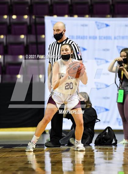 Thumbnail 1 in Mullen vs. Windsor (CHSAA 4A State Final) photogallery.