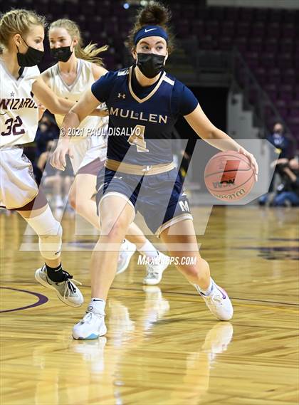 Thumbnail 1 in Mullen vs. Windsor (CHSAA 4A State Final) photogallery.