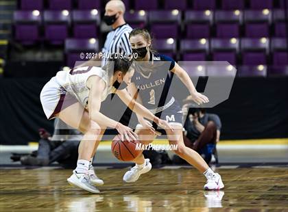 Thumbnail 1 in Mullen vs. Windsor (CHSAA 4A State Final) photogallery.
