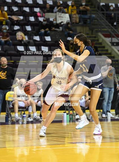 Thumbnail 2 in Mullen vs. Windsor (CHSAA 4A State Final) photogallery.