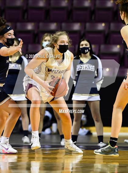 Thumbnail 1 in Mullen vs. Windsor (CHSAA 4A State Final) photogallery.