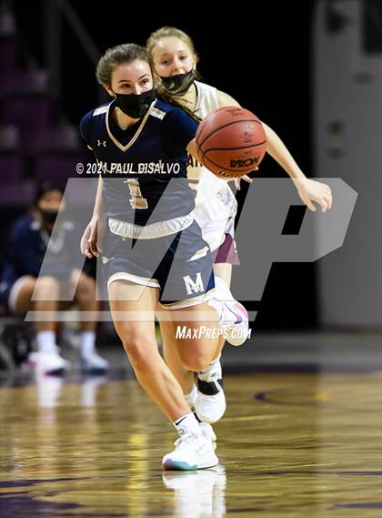 Thumbnail 1 in Mullen vs. Windsor (CHSAA 4A State Final) photogallery.