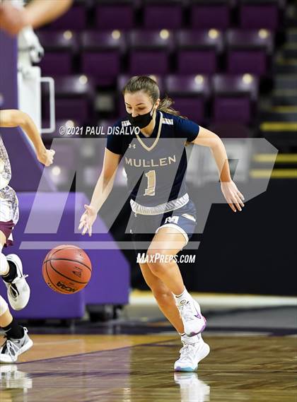 Thumbnail 3 in Mullen vs. Windsor (CHSAA 4A State Final) photogallery.