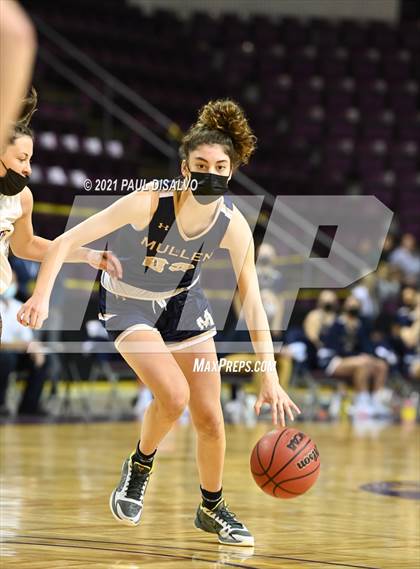 Thumbnail 1 in Mullen vs. Windsor (CHSAA 4A State Final) photogallery.